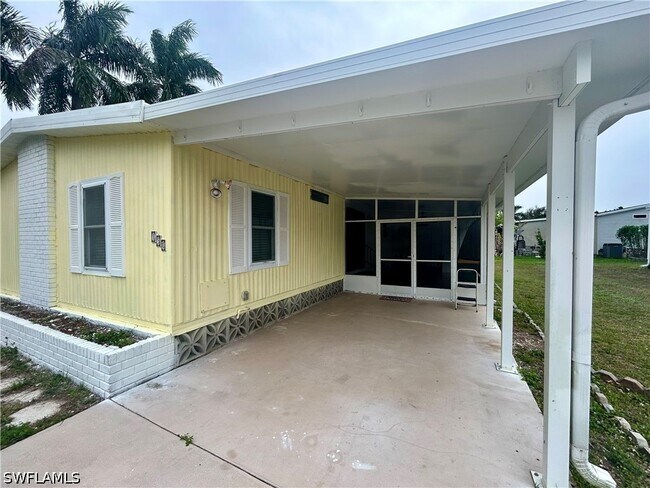 Foto del edificio - 130 Grassy Key Ln