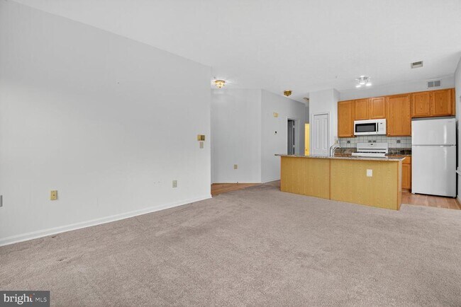 Foto del edificio - 9806 Feathertree Terrace