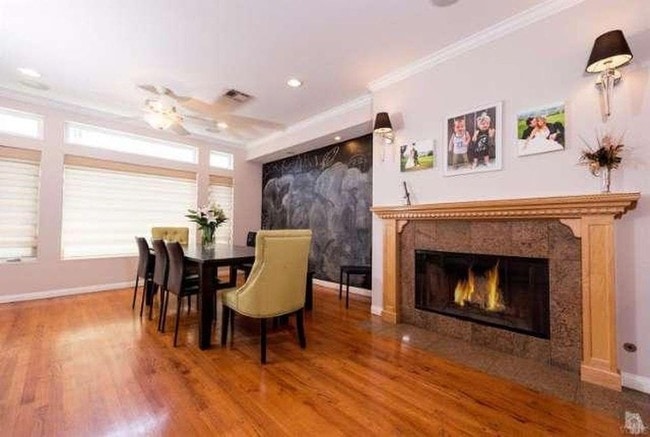 Building Photo - 1500 Fathom Dr