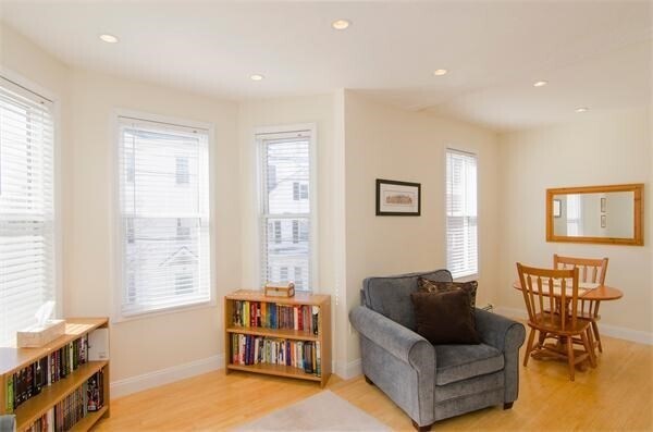 Foto del edificio - 154 Boylston St