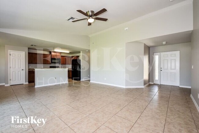 Foto del edificio - 1709 SW 32nd St