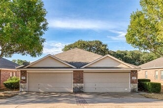 Building Photo - 1405 Piedmont Dr