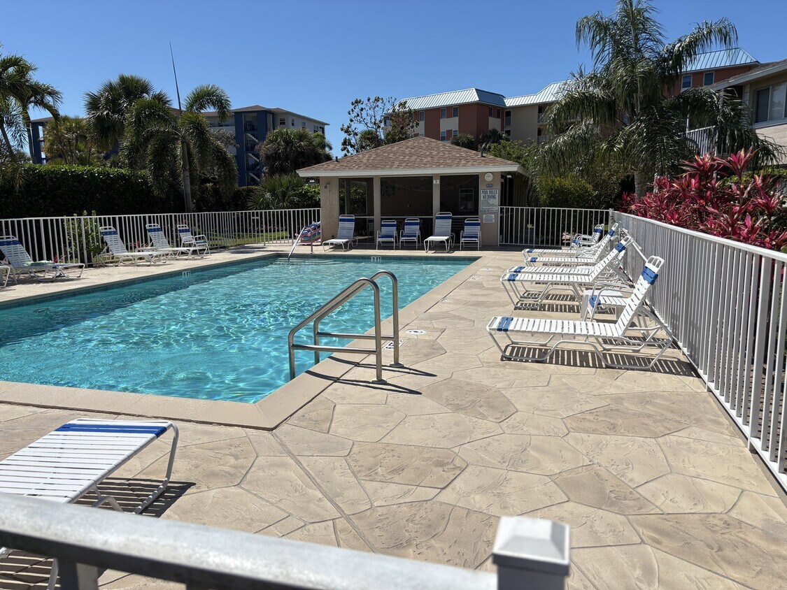Foto principal - 236 Pebble Beach Blvd