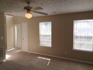 Building Photo - 55 Grayson Ln