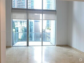 Building Photo - 1060 Brickell Ave