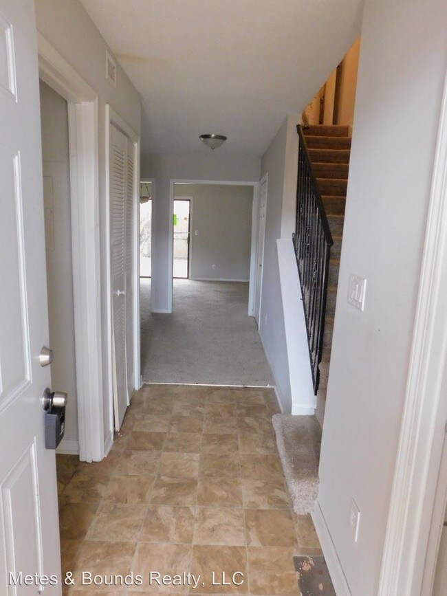 Building Photo - 2 br, 2.5 bath House - 2702 Penwood Place