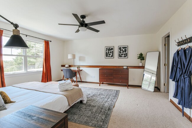 Foto del edificio - 4271 Garth Rd