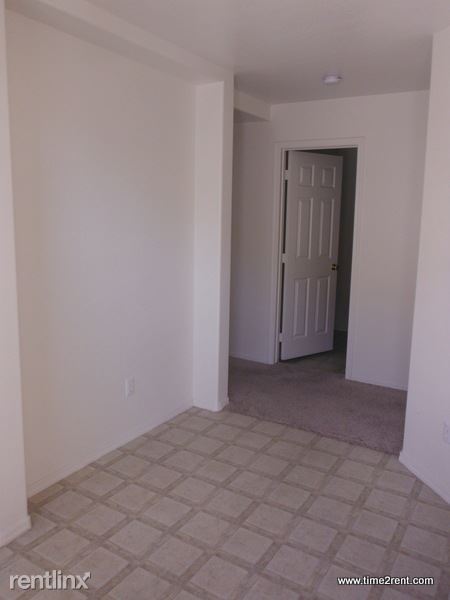 Building Photo - 23958 W Antelope Trl