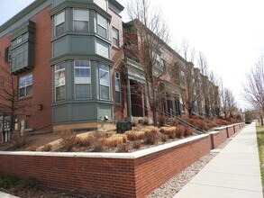 Building Photo - 2968 Xenia St