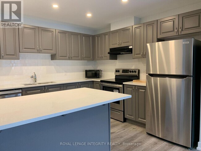 Building Photo - 296 Anyolite Private