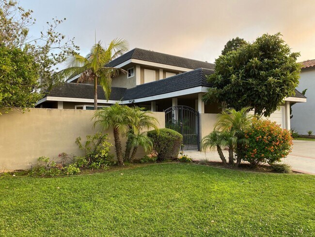 Foto del edificio - Beautiful 4 bedroom 3 bath House in Manhattan Beach