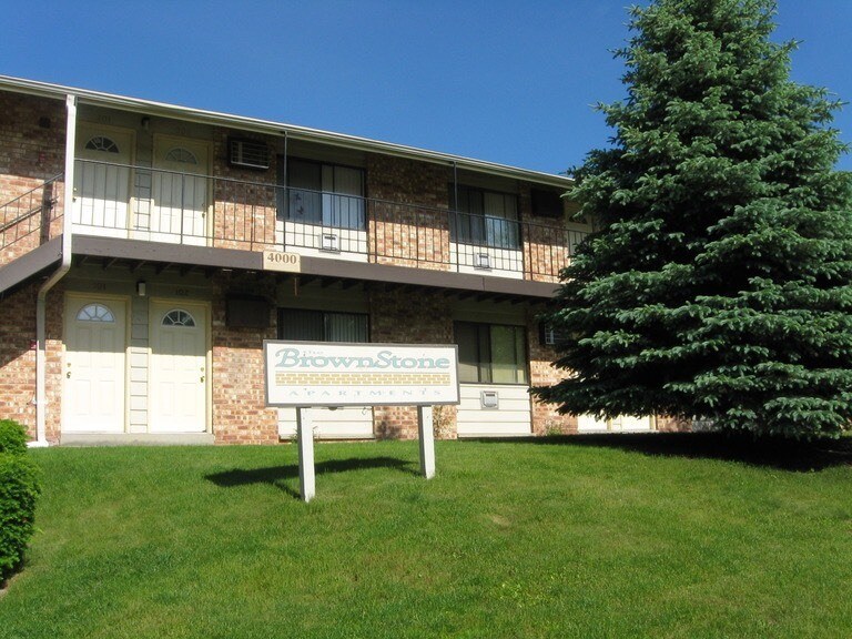 Building Photo - 3980 S Kingan Ave