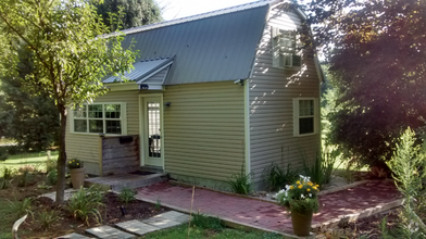 Building Photo - 30 Keller Dr