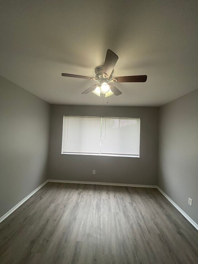Primary Photo - $200 Off 1ST Month Rent May Special! Fresh...