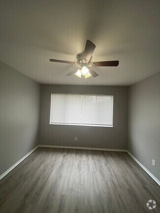 Building Photo - 145 Reeb Ln