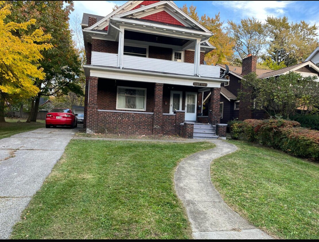 Foto del edificio - 1029 E 171st St