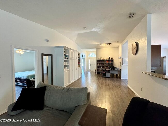 Building Photo - 3850 Aria Dr