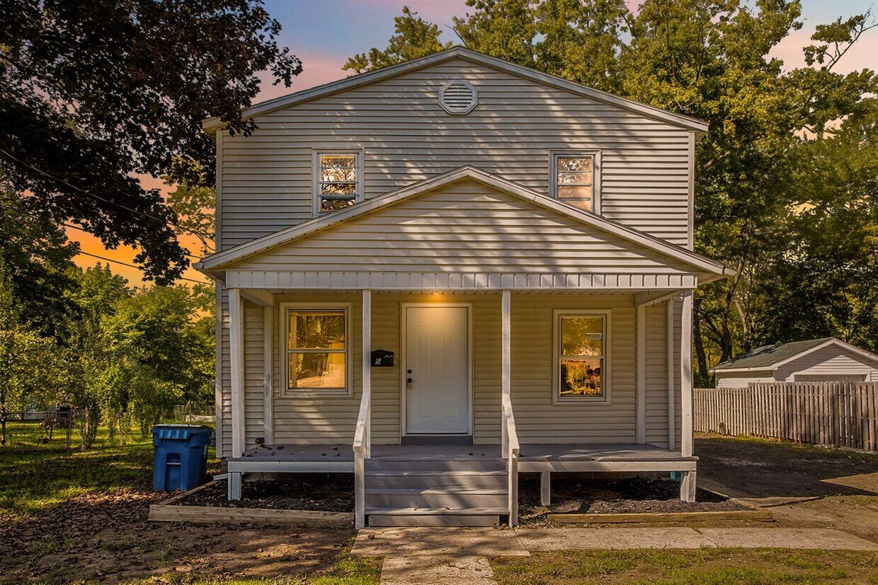 4 Bedroom Home in Parchment House Rental in Parchment, MI