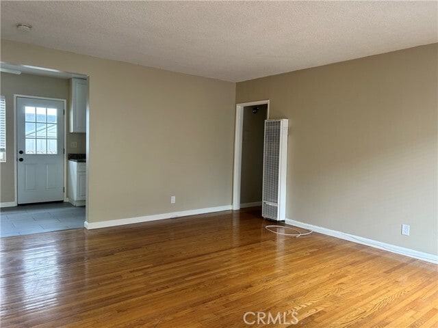 Building Photo - 14720 Budlong Ave