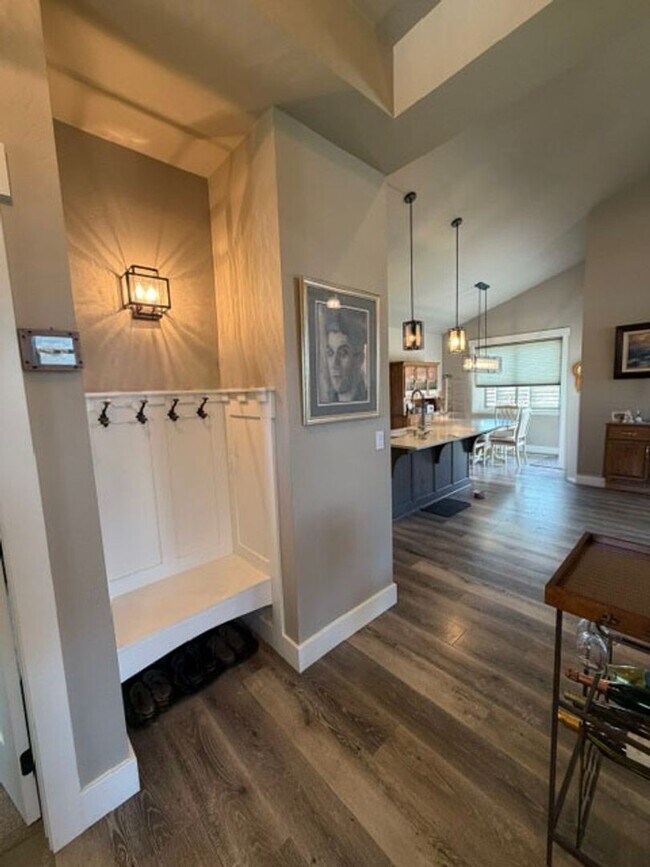 Foto del edificio - Gorgeous Silverbrook Home