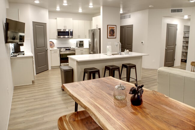 3BR, 2BA - Kitchen Dining - Nordic Pointe Development