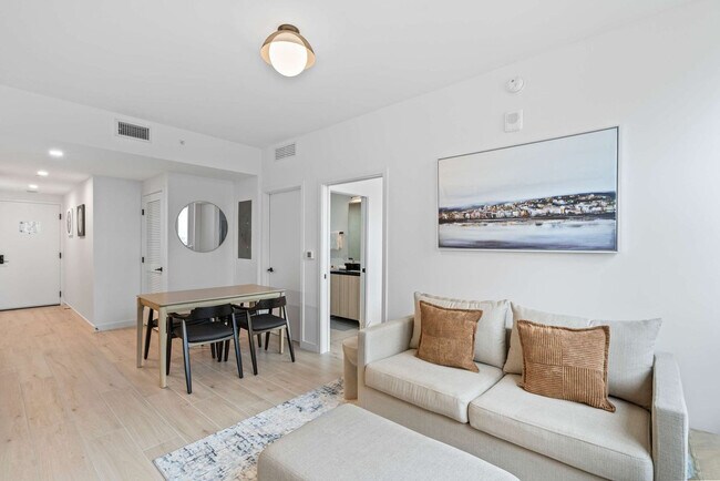 Foto del edificio - 225 N Miami Ave