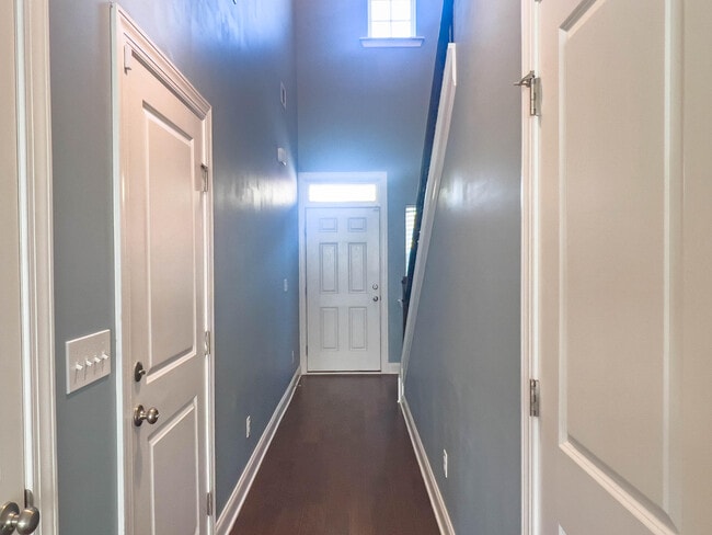 Building Photo - 101 Brighton Landing Dr