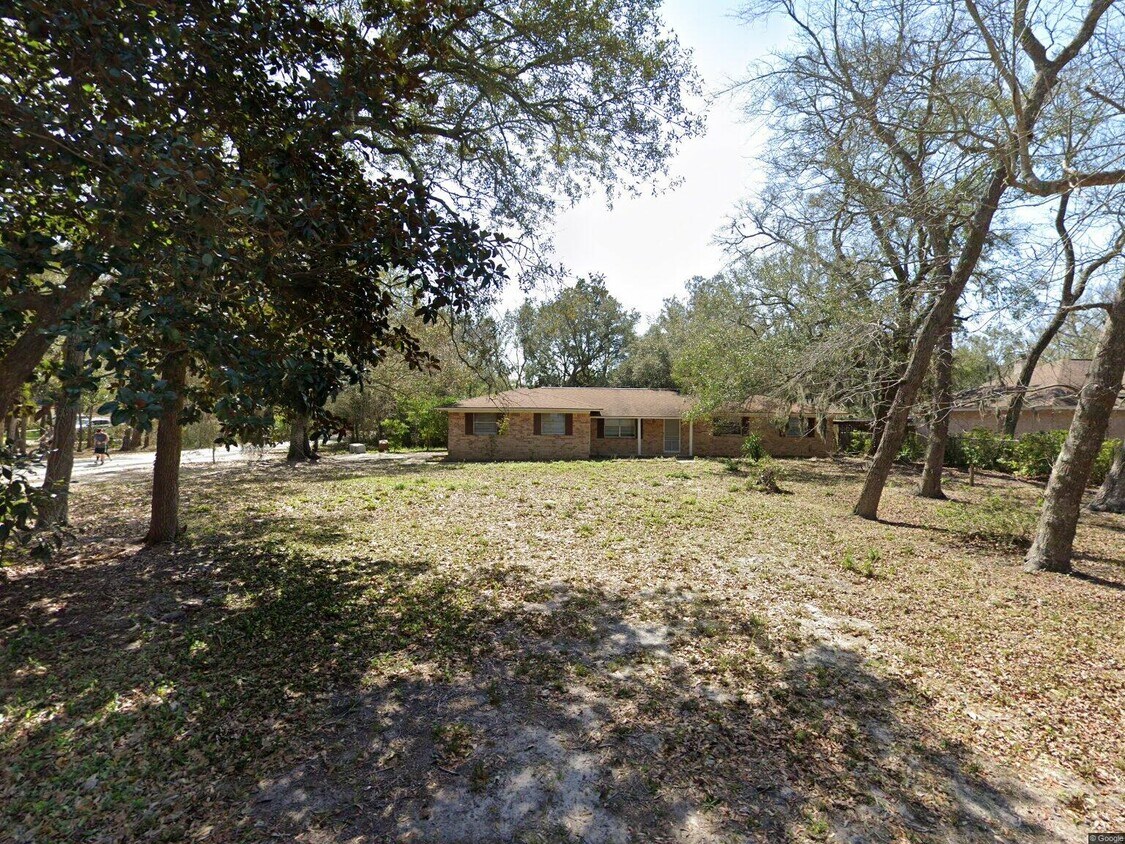 Primary Photo - 4247 Sandy Bluff Dr E