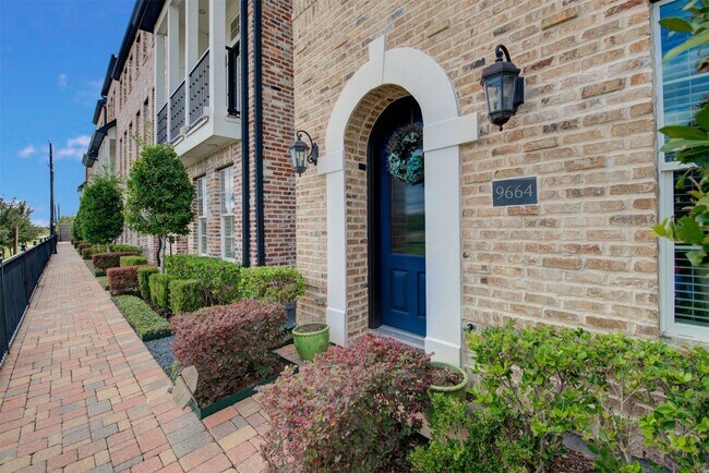 Foto del edificio - 9664 Knight Rd