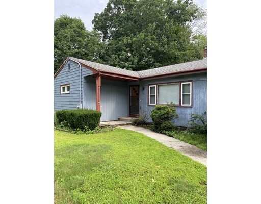 Primary Photo - 131 Bigelow St
