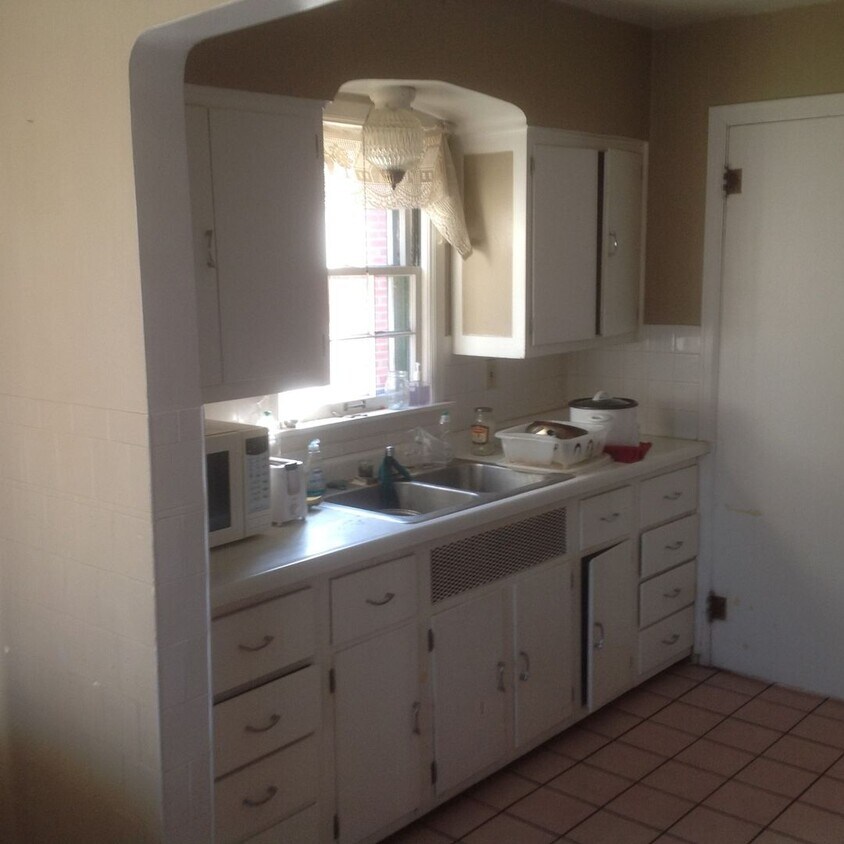 Building Photo - WEST LAFAYETTE SCHOOLS...3 Bedroom 2 Bath