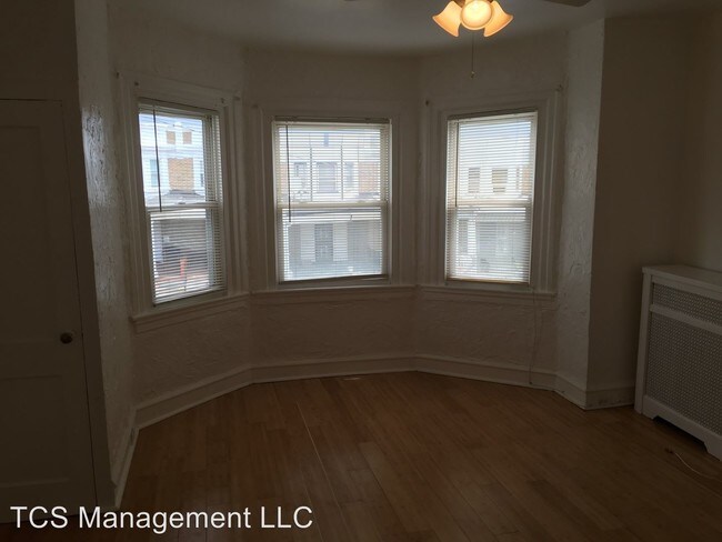 Building Photo - 4840 N Hutchinson St