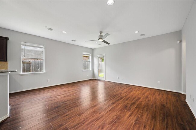 Foto del edificio - 3105 W Trail Dr