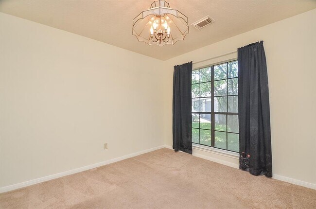 Foto del edificio - 13414 Rosstown Ct