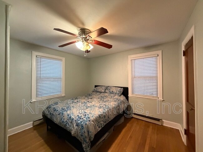 Foto del edificio - 907 Philpotts Rd