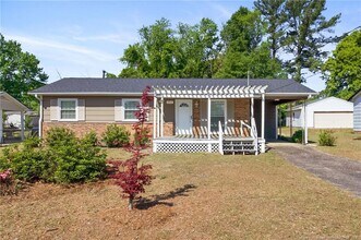 Building Photo - 1644 Inverness Dr