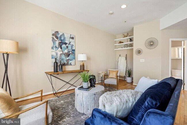 Foto del edificio - 1415 Chapin St NW