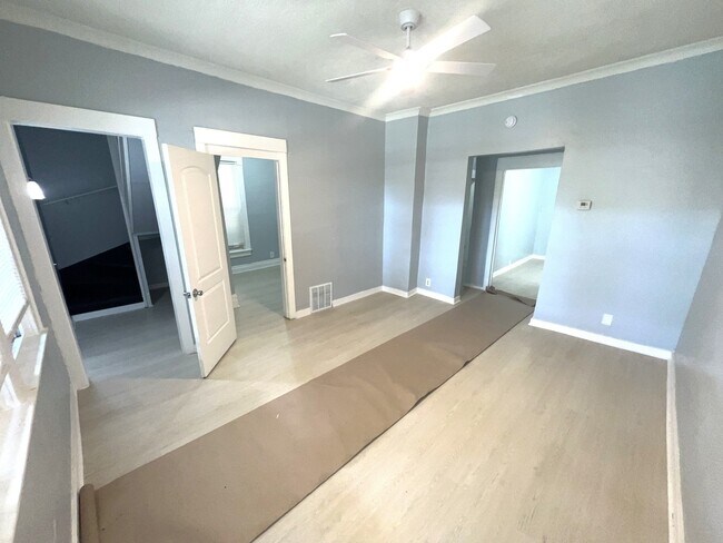 Foto del edificio - 9147 S Woodlawn Ave