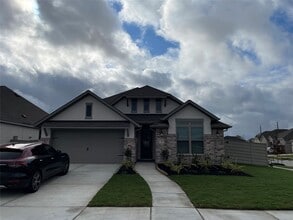 Building Photo - 2302 Hazel Berry St