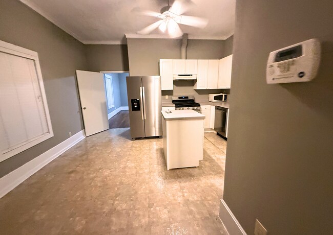 Foto del edificio - 1003 Curran St NW