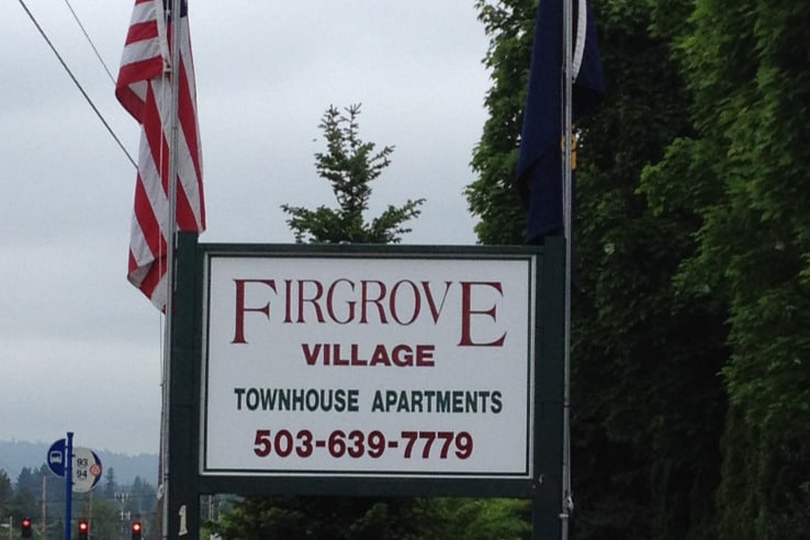 Sign - 13660 SW Pacific Hwy