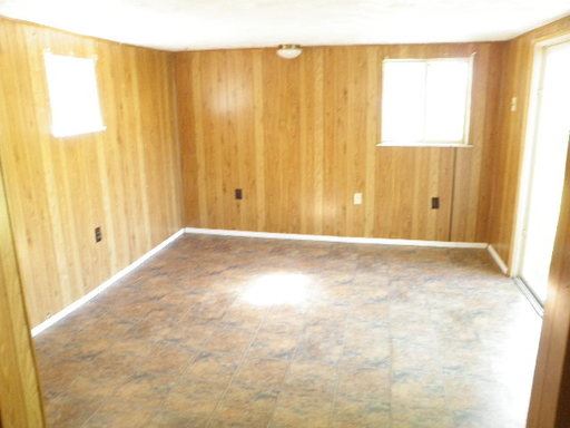 Building Photo - 40 Mulligan Dr