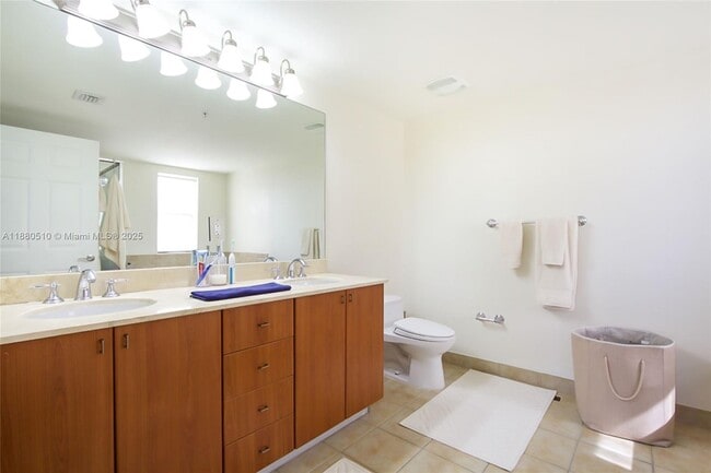 Foto del edificio - 888 Douglas Rd