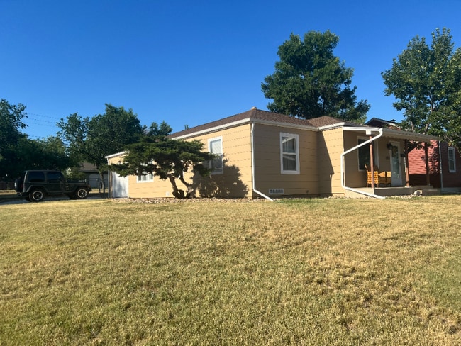 Building Photo - 240 St Andrew St