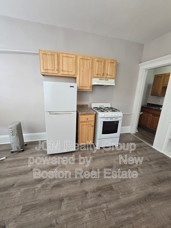 Foto del edificio - 124 Central Ave