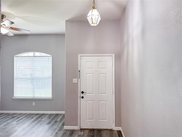 Foto del edificio - 1212 Maple Terrace Dr