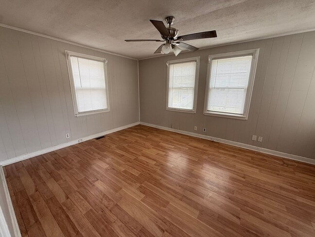 Foto del edificio - 124 Stadium St SW