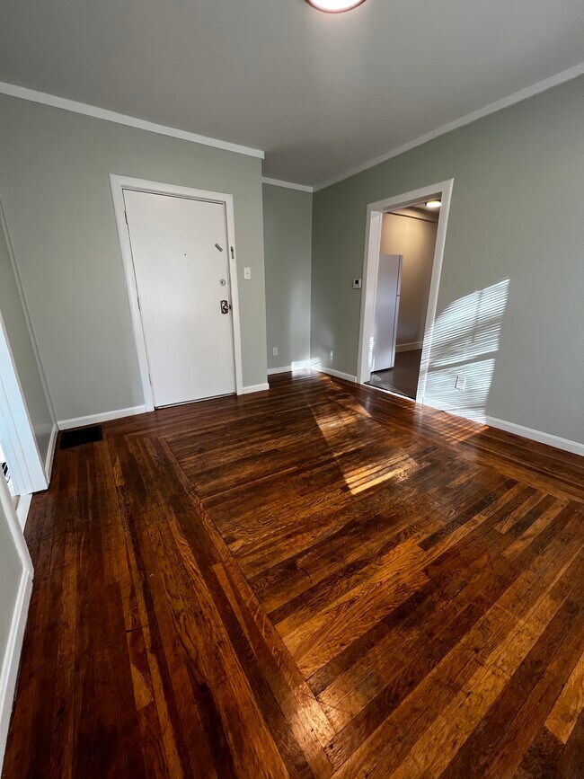 Sala de estar - 4414 Ivanhoe Ave