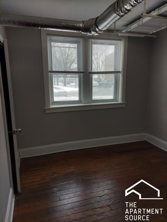 Foto del edificio - 2200 N Avers Ave