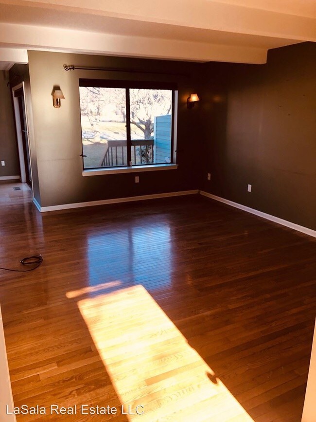 Building Photo - 2 br, 2.5 bath House - 38 Silo Way